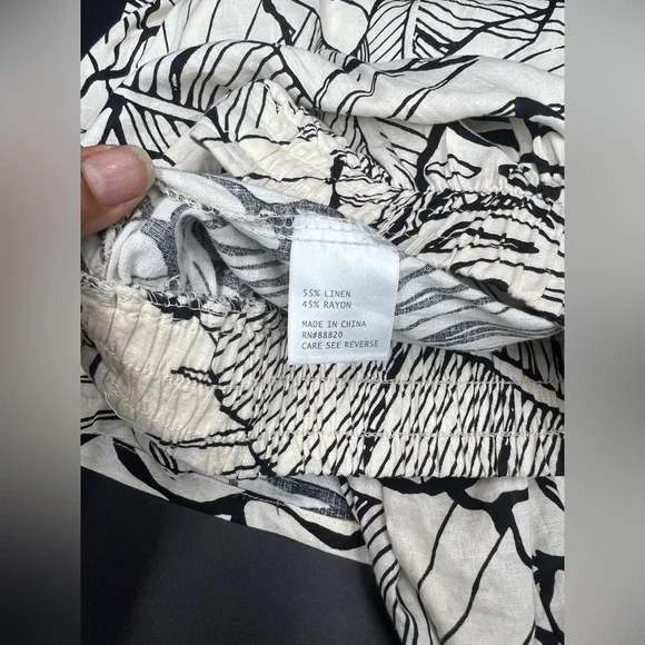 Rachel Zoe Black and White Leaf Print Wide-Leg pants, super fresh and comfy - Picture 8 of 11